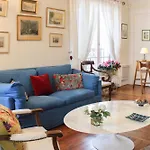 Timeless Apartment In A Haussmannian Building