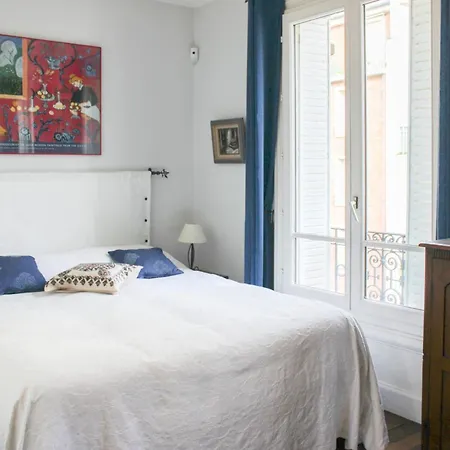 Appartamento Timeless In A Haussmannian Building *
