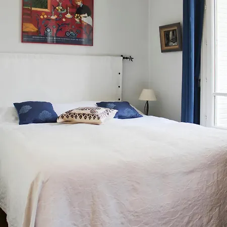 Appartamento Timeless In A Haussmannian Building Parigi